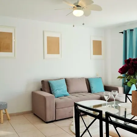 Central Las Americas, Sleeps 4, Great Location Daire Playa de las Américas